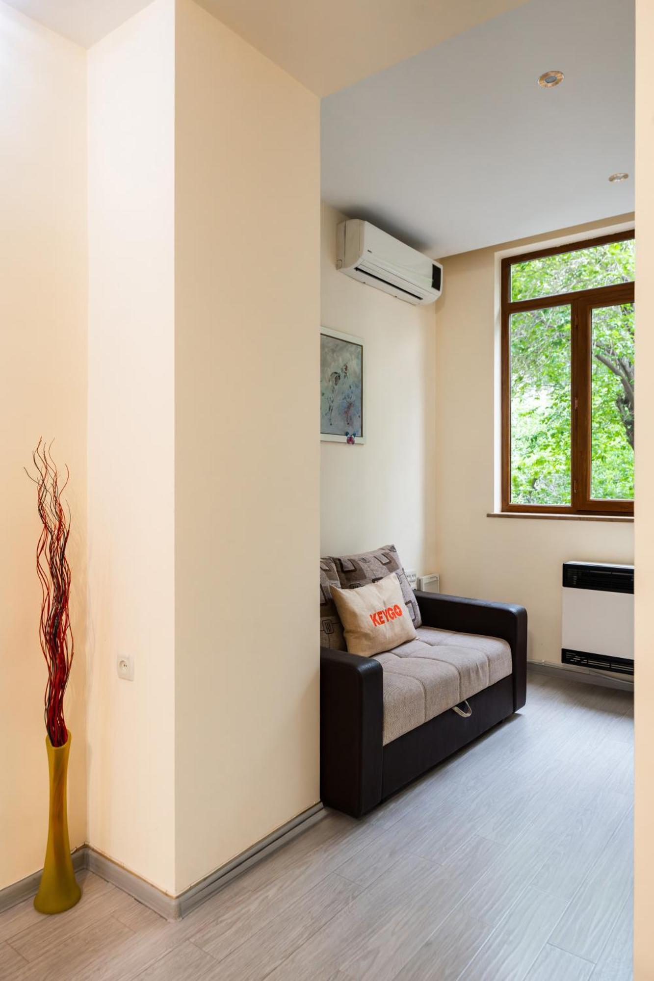 1Br Apt Near Opera Self-Enter By Keygo 25 예레반 외부 사진