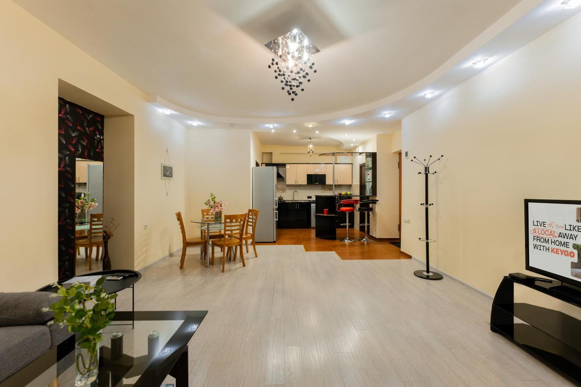 1Br Apt Near Opera Self-Enter By Keygo 25 예레반 외부 사진